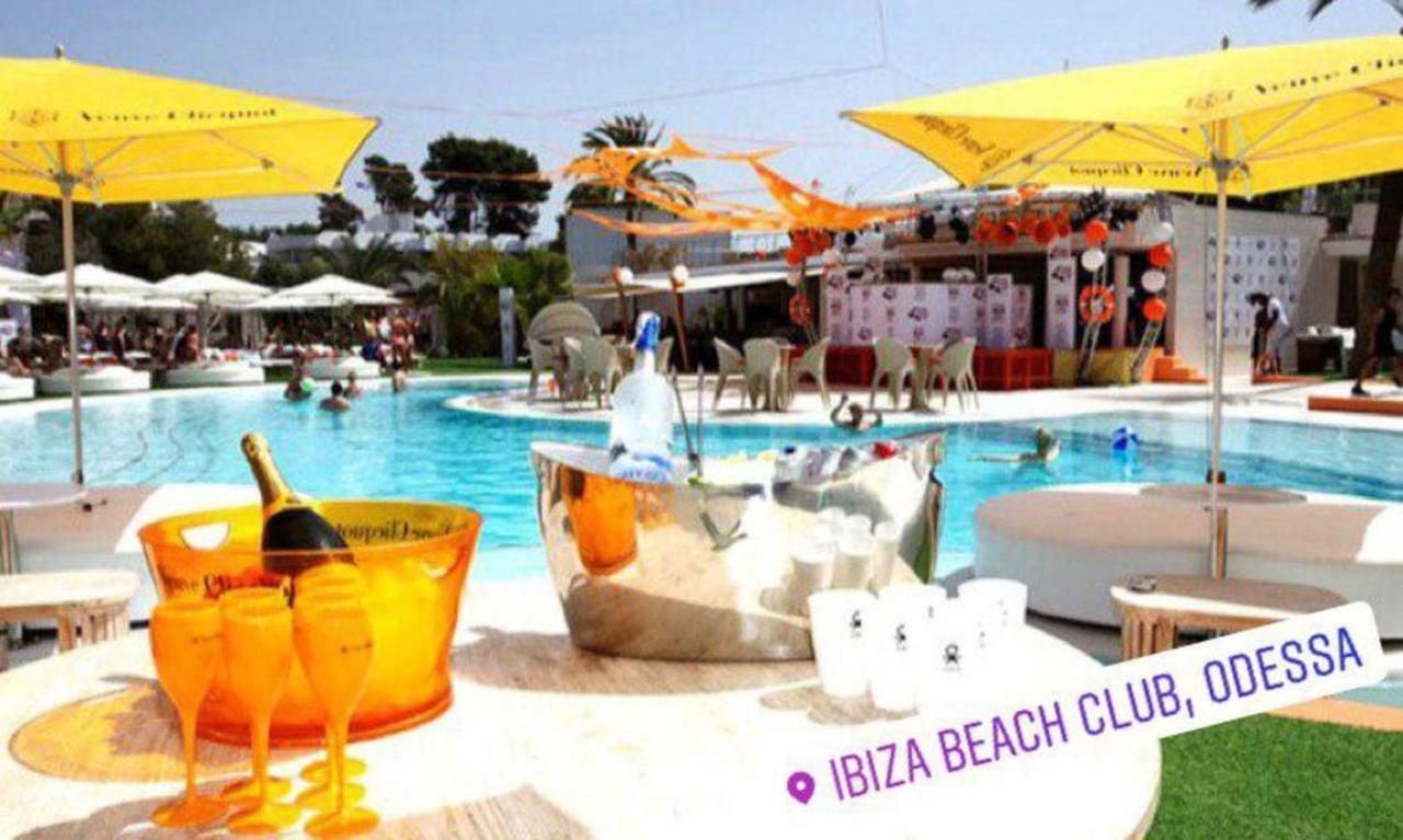 Arcadia Holiday Apartment أوديسا المظهر الخارجي الصورة